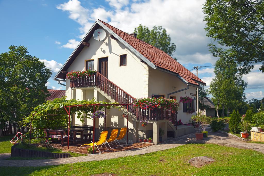 Apartment Ines Smoljanac Exterior photo